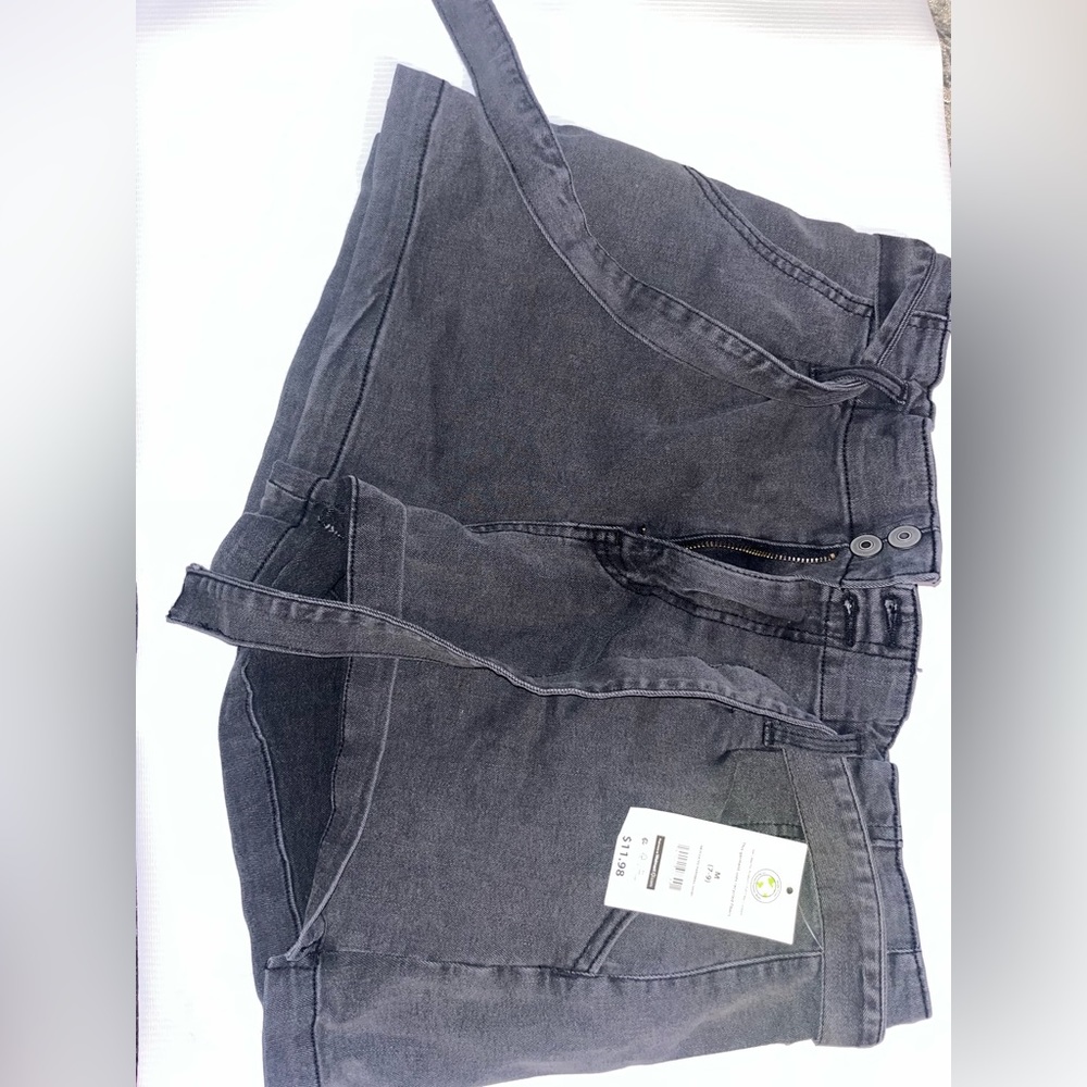 Baggy denim shorts, brand new, never worn